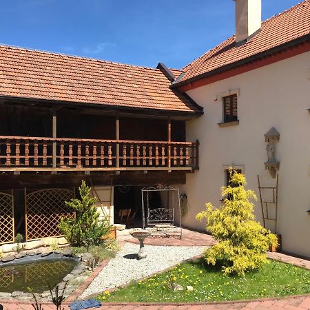 Zamecek Zdiky - Moderni Velky Apartman Bujanov Zewnętrze zdjęcie
