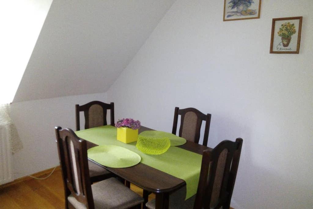 Zamecek Zdiky - Moderni Velky Apartman Bujanov Zewnętrze zdjęcie