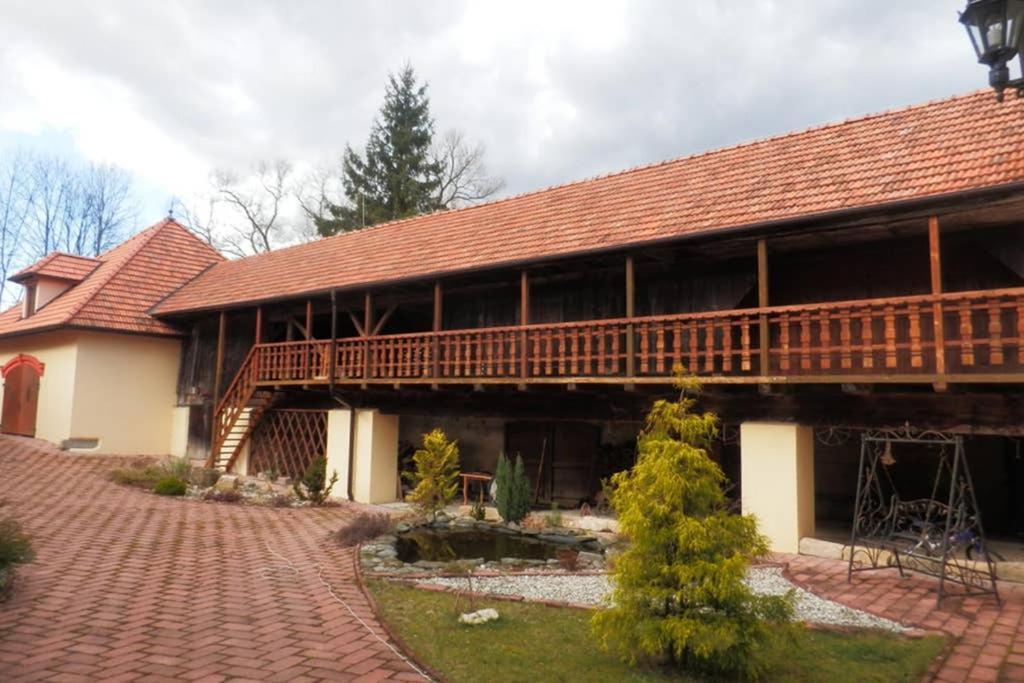 Zamecek Zdiky - Moderni Velky Apartman Bujanov Zewnętrze zdjęcie