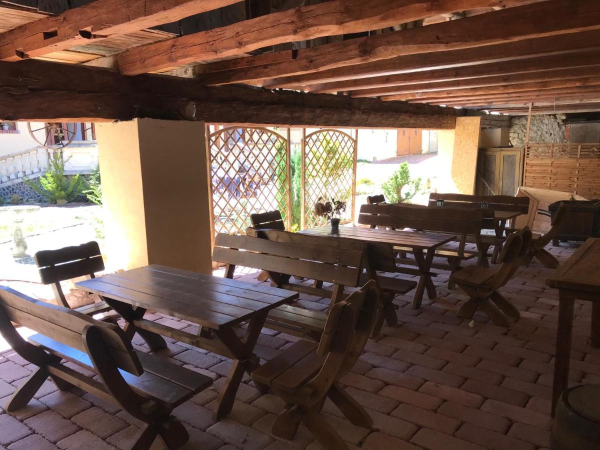 Zamecek Zdiky - Moderni Velky Apartman Bujanov Zewnętrze zdjęcie