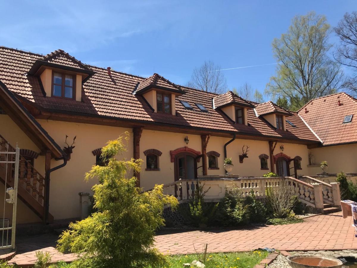 Zamecek Zdiky - Moderni Velky Apartman Bujanov Zewnętrze zdjęcie
